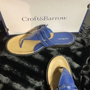 Croft & Barrow size 8 blue Sandals